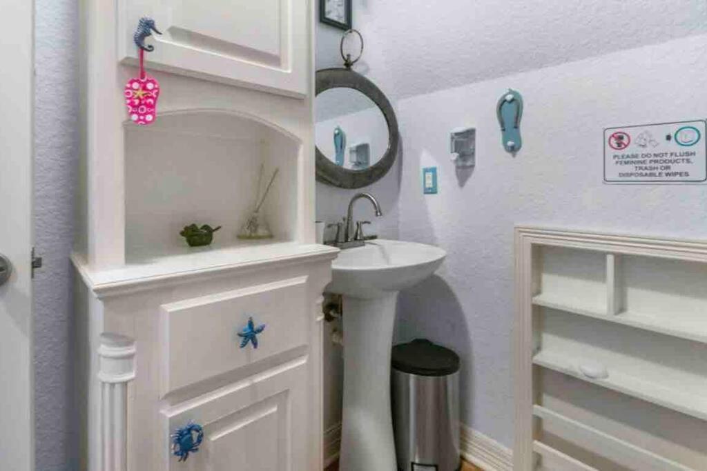 The Mermaids Treasure Chest Surfside Beach Extérieur photo
